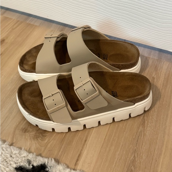 Birkenstock Shoes - Papillio By Birkenstock Arizona Platform Slide
Sandal